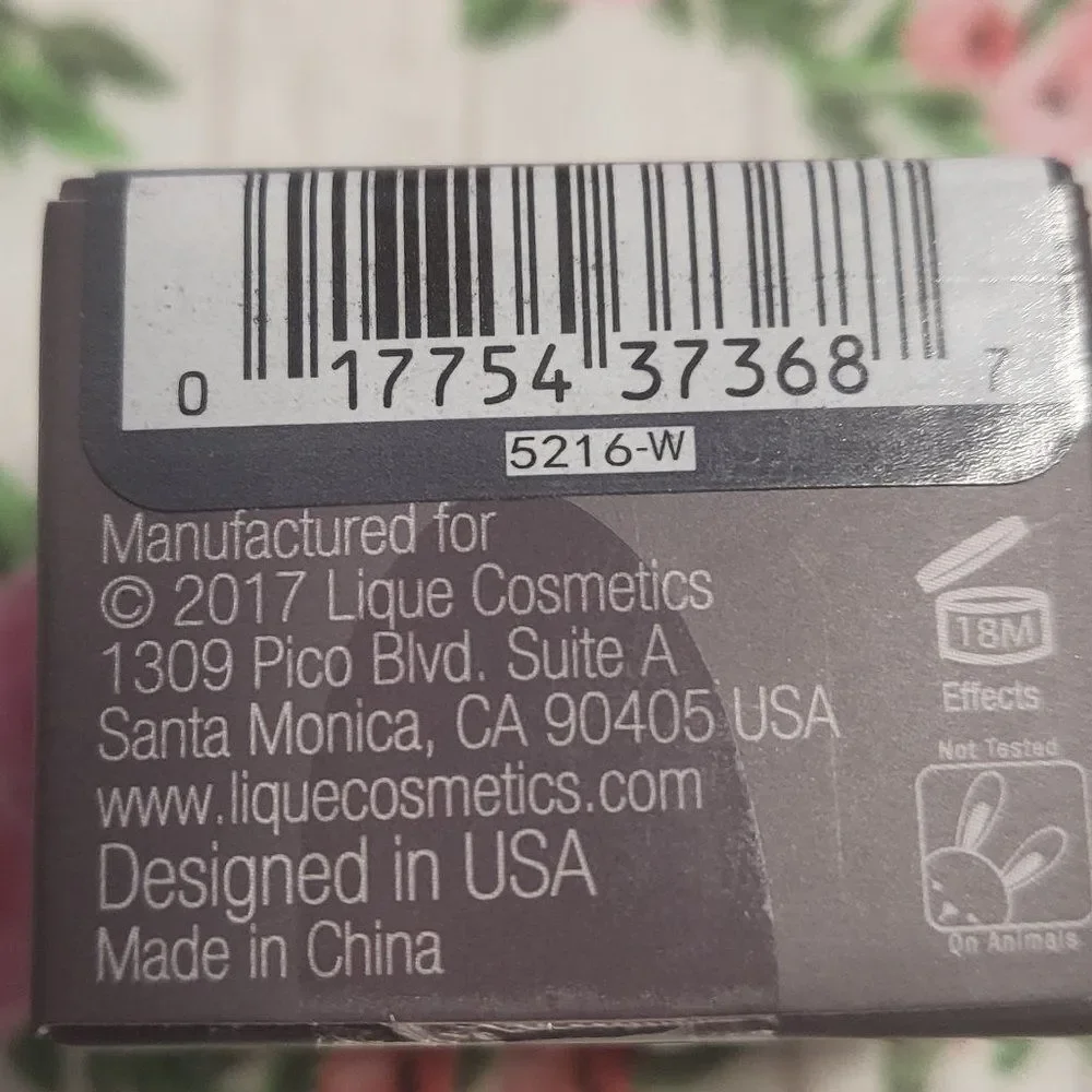 Lique Cheek and Eye lid Powder Naked